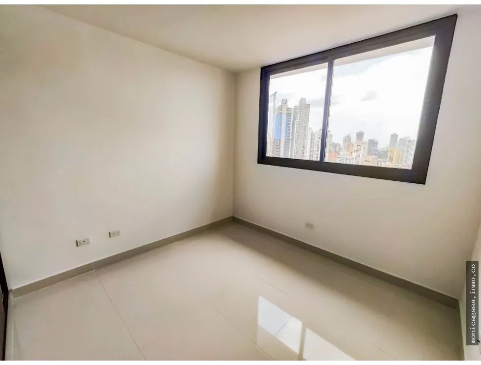 ALQUILER DE APARTAMENTO EN PH CARRERAS TOWER – EL CANGREJO