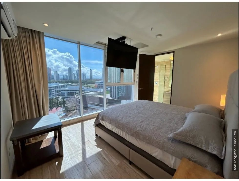 Alquiler de Apartamento Amoblado en The Regent – Costa del Este