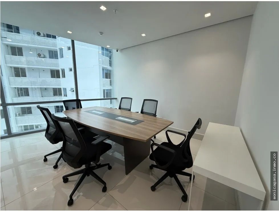 RENTAL – FURNISHED OFFICE IN FINANCIAL PARK, COSTA DEL ESTE