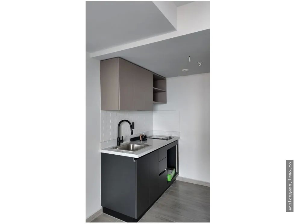 PH ALEXA – BELLA VISTA  Apartamento Amoblado en Alquiler