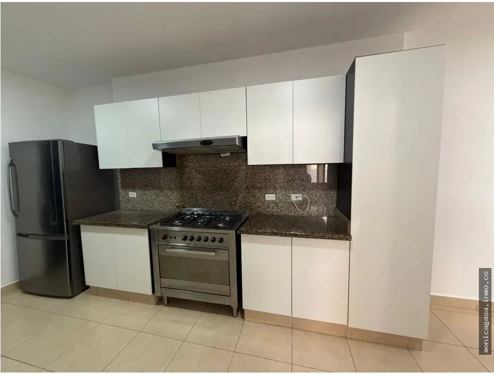 VENTA – AMPLIO APARTAMENTO EN PH PARQUE DEL MAR I, COSTA DEL ESTE