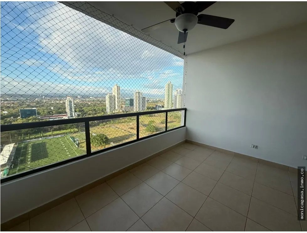 VENTA – AMPLIO APARTAMENTO EN PH PARQUE DEL MAR I, COSTA DEL ESTE