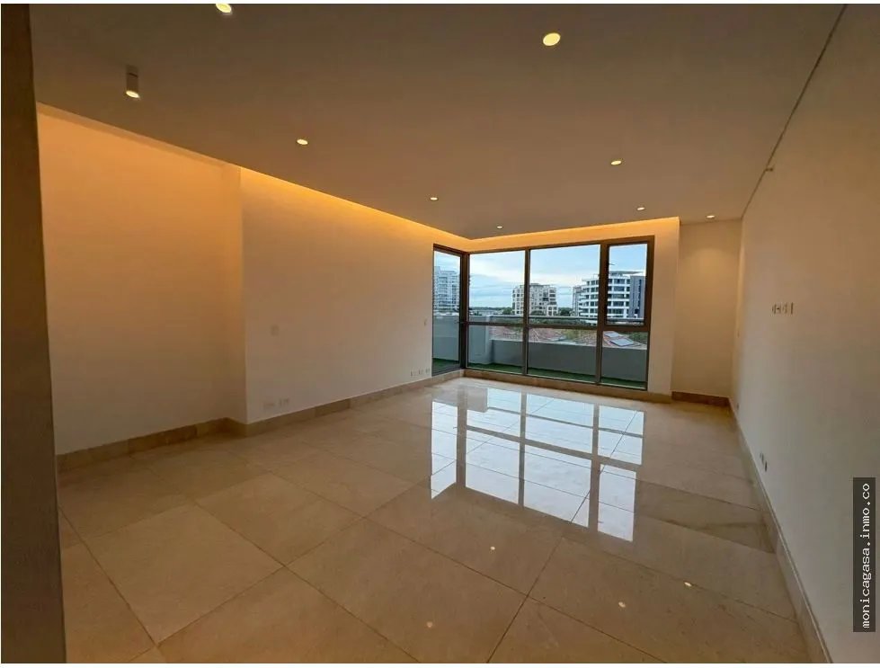 VENTA – EXCLUSIVO APARTAMENTO EN PH AZALEA