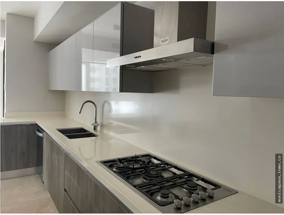 VENTA – ELEGANTE APARTAMENTO EN GREENGARDEN PANAMÁ