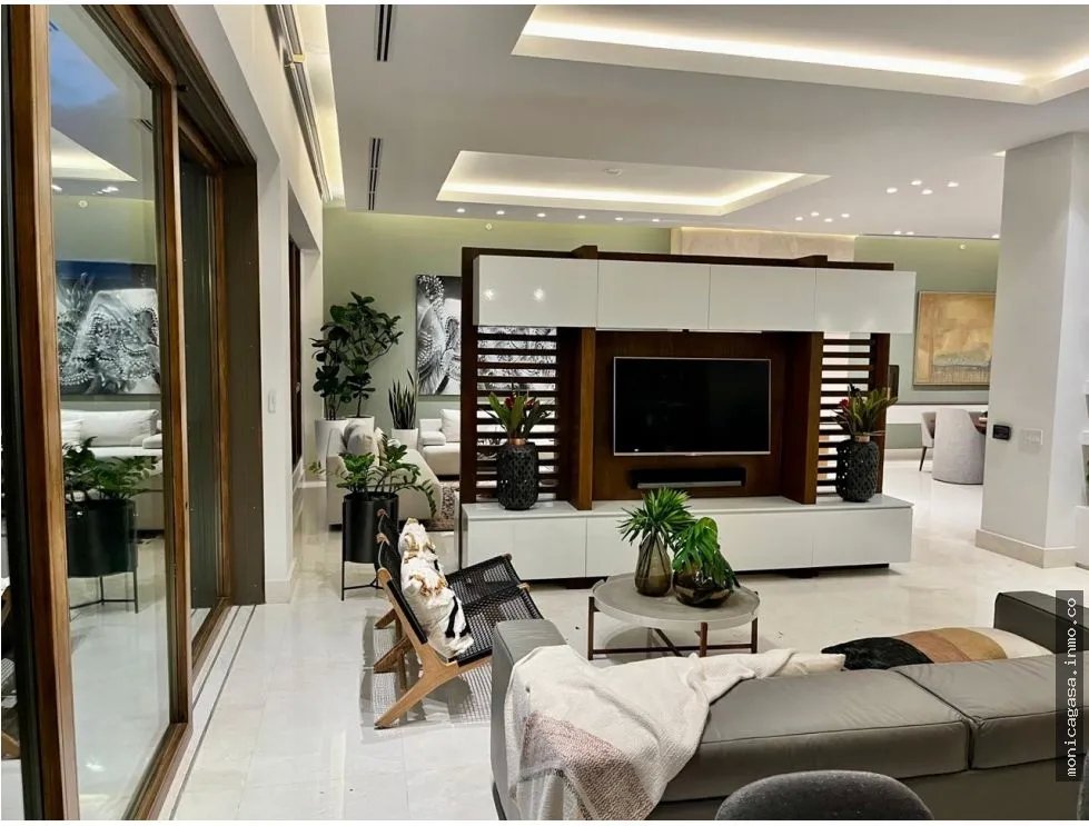 VENTA – EXCLUSIVO APARTAMENTO EN PH LA LOMA