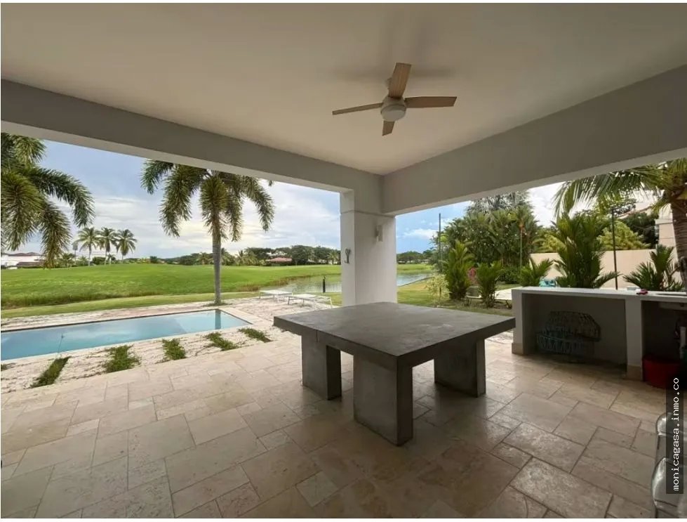 Venta de Casa en PH Ocean Lakes – Buenaventura, Coclé