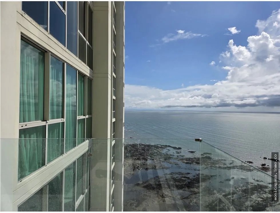 Alquiler de Apartamento en PH. Pacific Point Torre 400-Punta Pacifica