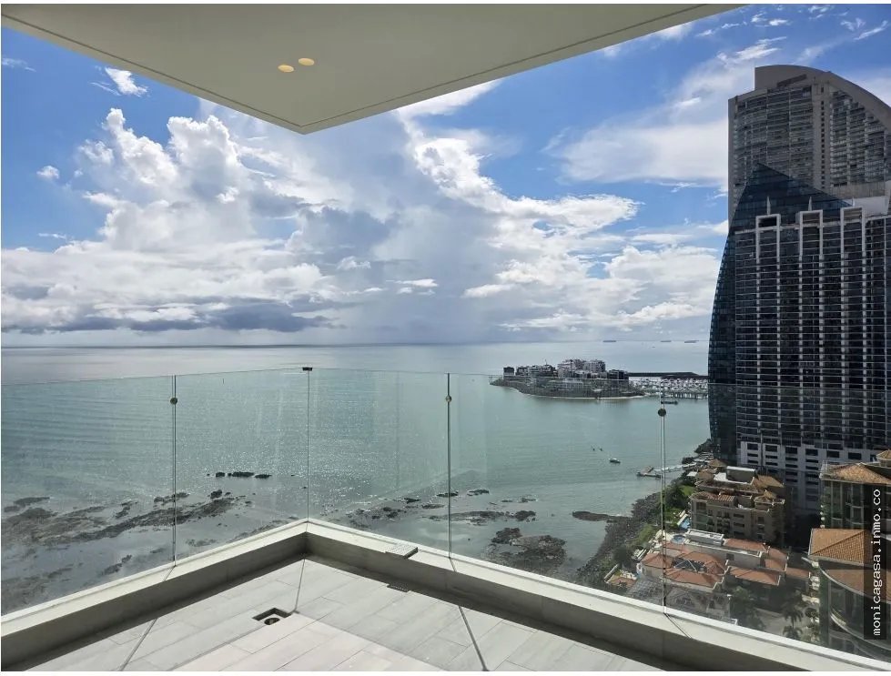 Alquiler de Apartamento en PH. Pacific Point Torre 400-Punta Pacifica