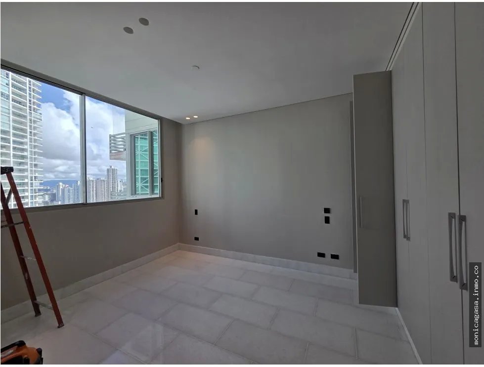 Alquiler de Apartamento en PH. Pacific Point Torre 400-Punta Pacifica