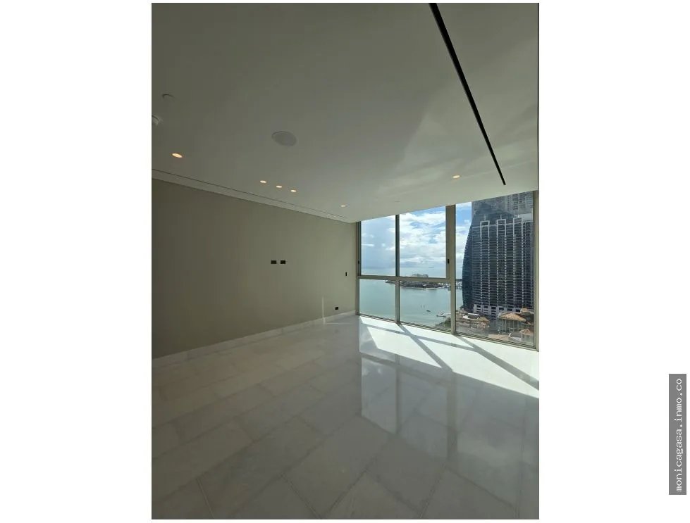 Alquiler de Apartamento en PH. Pacific Point Torre 400-Punta Pacifica