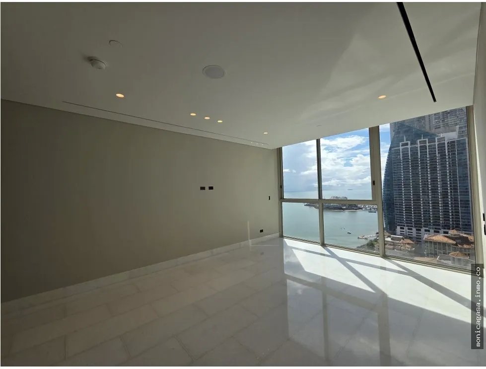 Alquiler de Apartamento en PH. Pacific Point Torre 400-Punta Pacifica