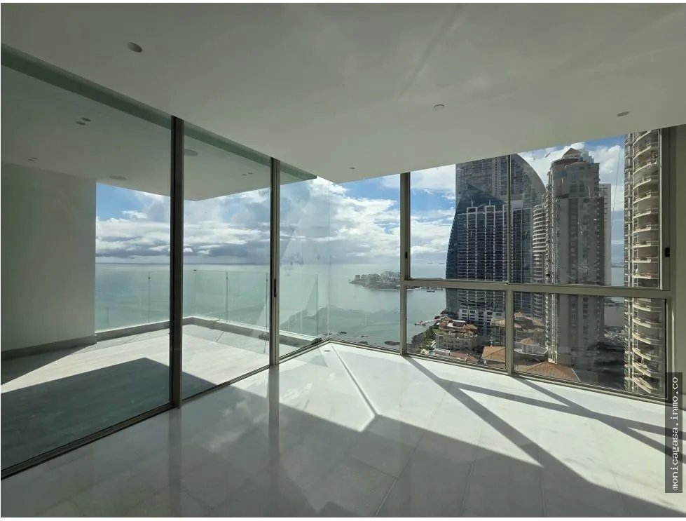 Alquiler de Apartamento en PH. Pacific Point Torre 400-Punta Pacifica