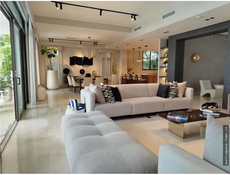 BEACHFRONT HOME IN BUENAVENTURA – RÍO HATO