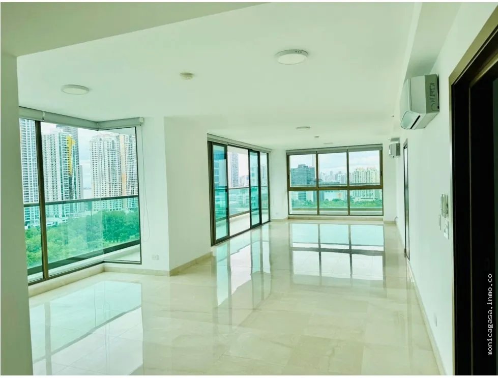 Venta de Apartamento en Costa del Este – PH Park Lane