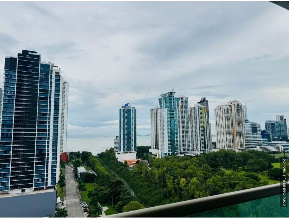 Venta de Apartamento en Costa del Este – PH Park Lane