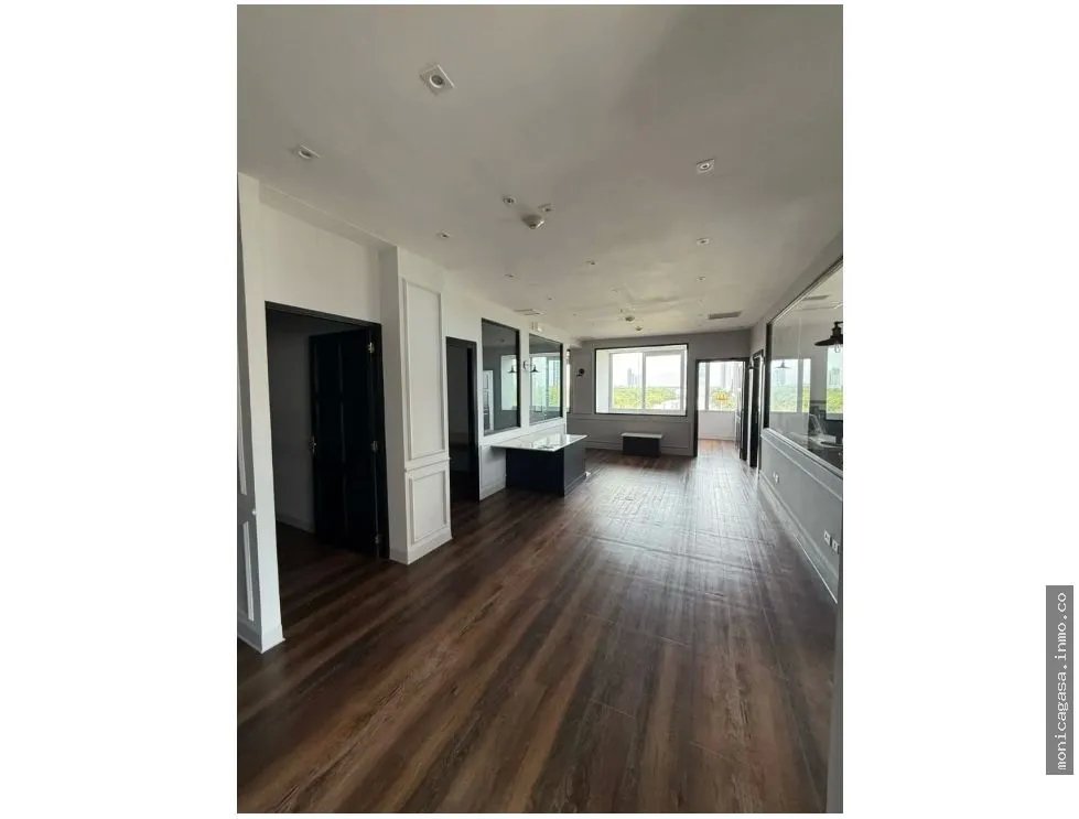 Sale of Commercial Office in PH Torre Centenario – Parque Lefevre