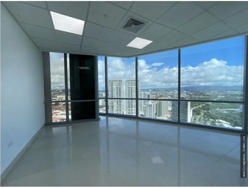 Alquiler de Oficina en Financial Park – Costa del Este