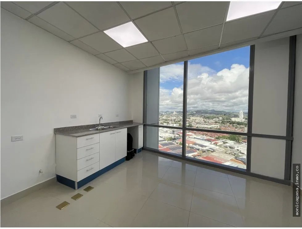 Alquiler de Oficina en Financial Park – Costa del Este