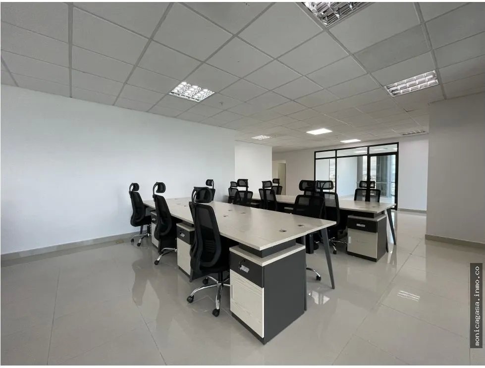 Alquiler de Oficina en Financial Park – Costa del Este