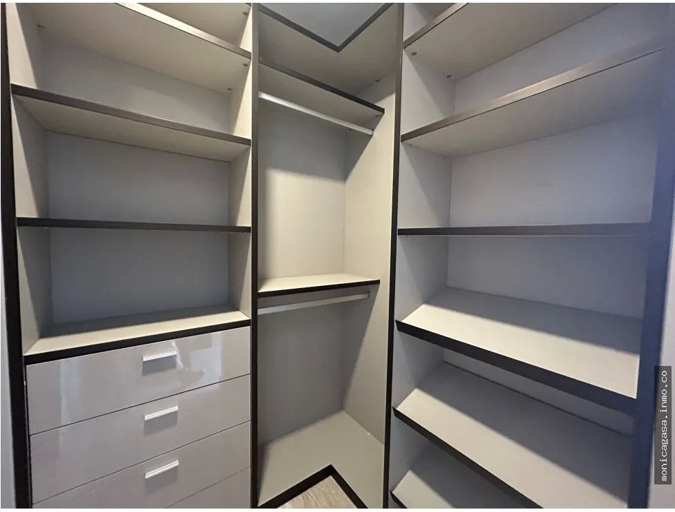 Venta de Apartamento en The Towers – Paitilla