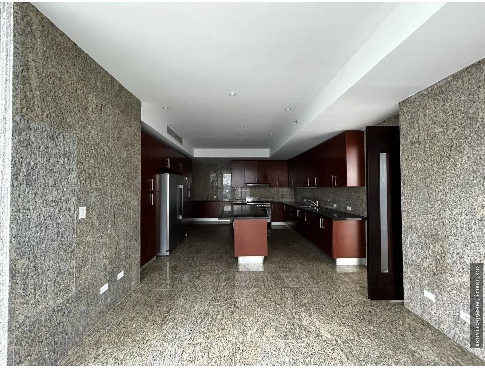 Alquiler de Apartamento en The Point – Paitilla