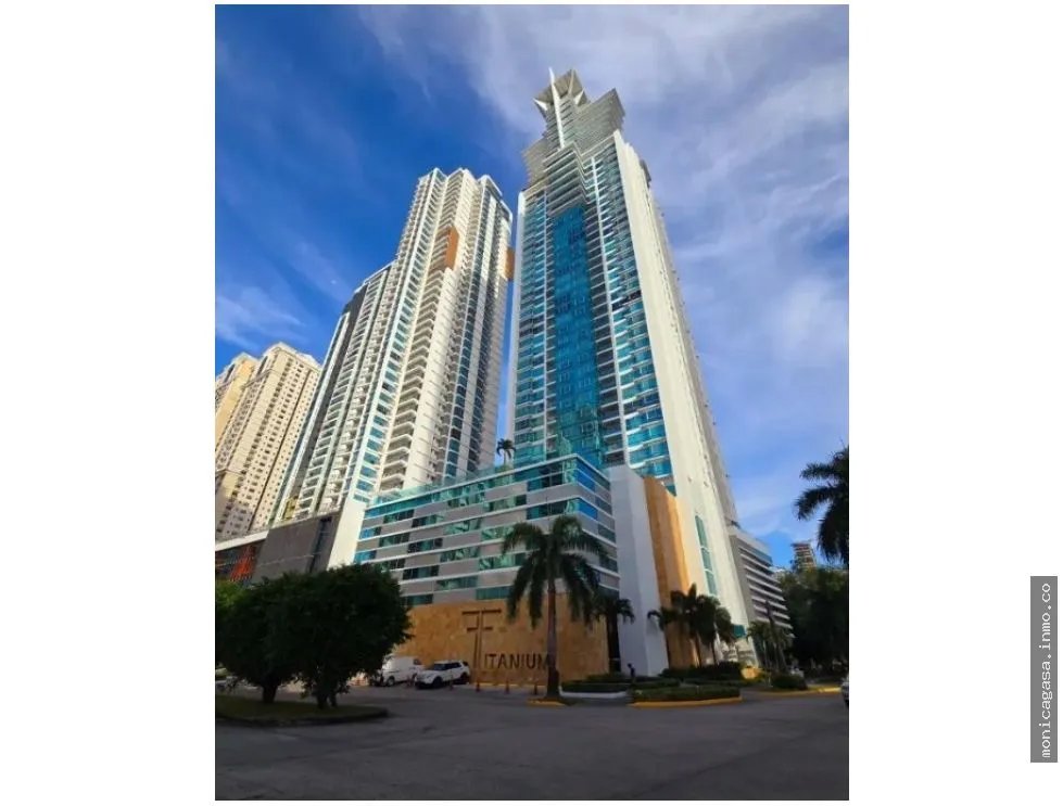 Venta de apartamento en PH. Titanium, Costa del Este