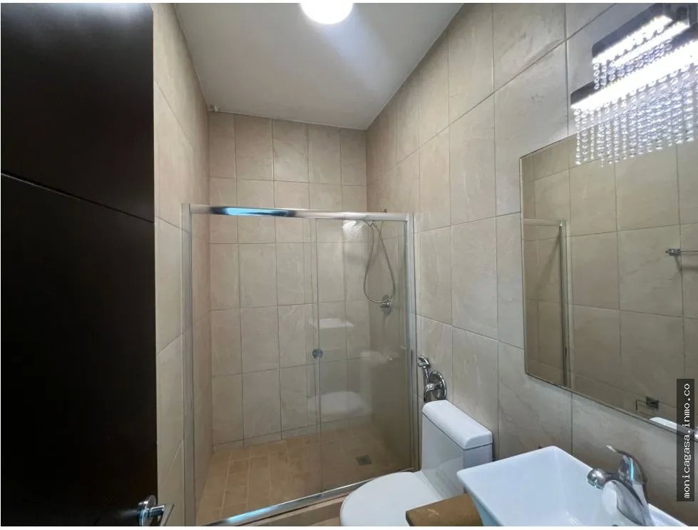 Venta de apartamento en PH. Titanium, Costa del Este