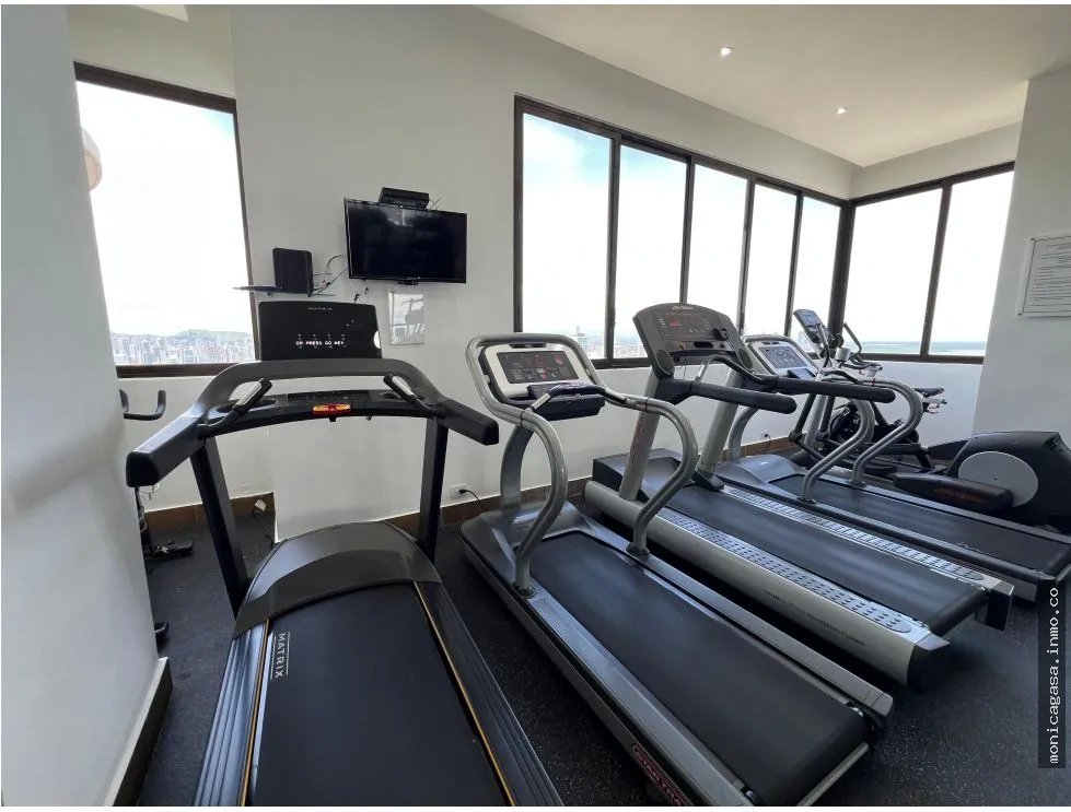 Apartamento en Venta o Alquiler – PH San Francisco Bay
