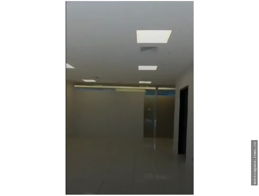 Alquiler de Oficina en  – Plaza Boulevard del Este, Costa del Este
