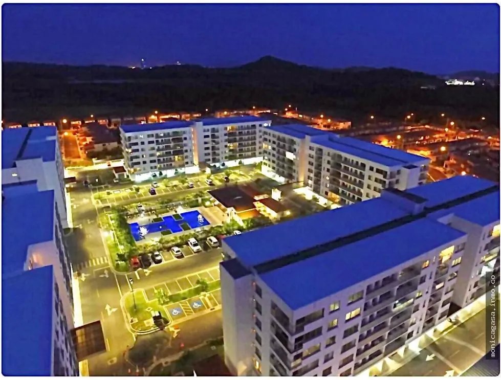 Alquiler de apartamento en MIDRISE, en Woodlands, Panamá Pacifico