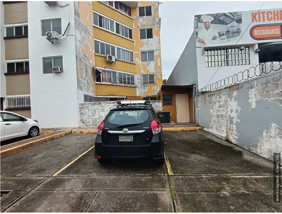 Venta de Apartamento en PH Brisas de Parque Lefevre