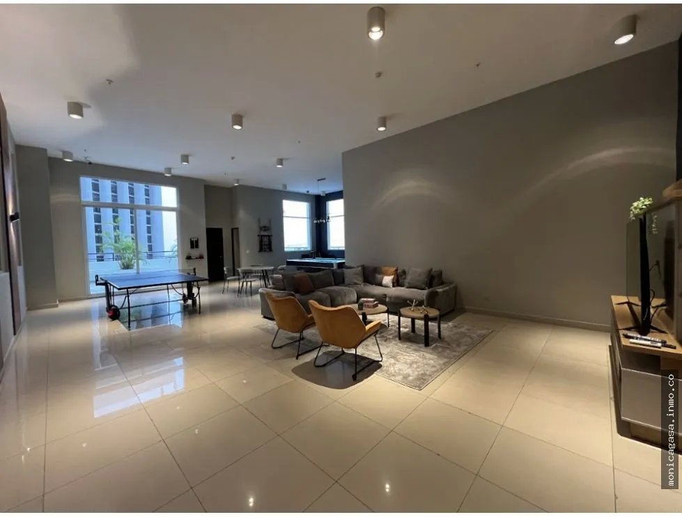 Venta de apartamento remodelado en PH. Mandarin, Vía Israel