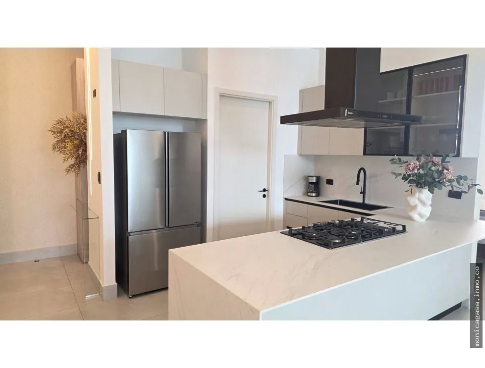 Sale of Apartments in AQUAPOINT Project – Paitilla