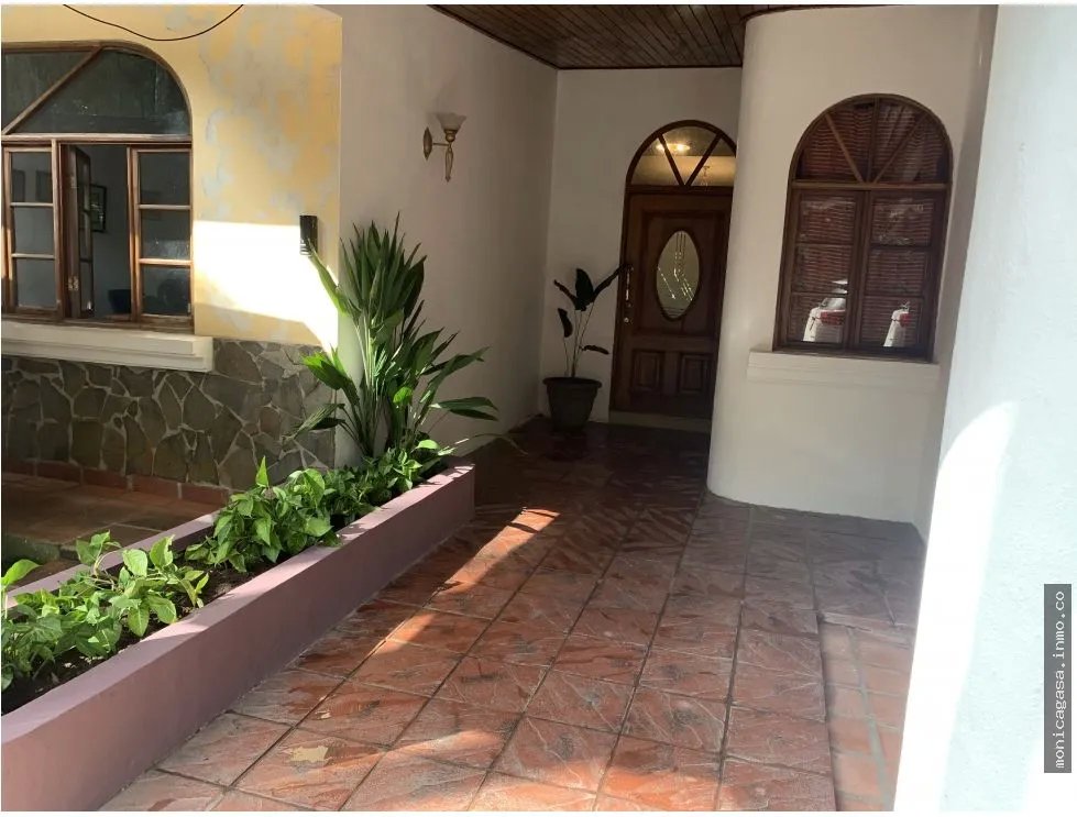 Venta de casa en  El Peñón, Las Cumbres