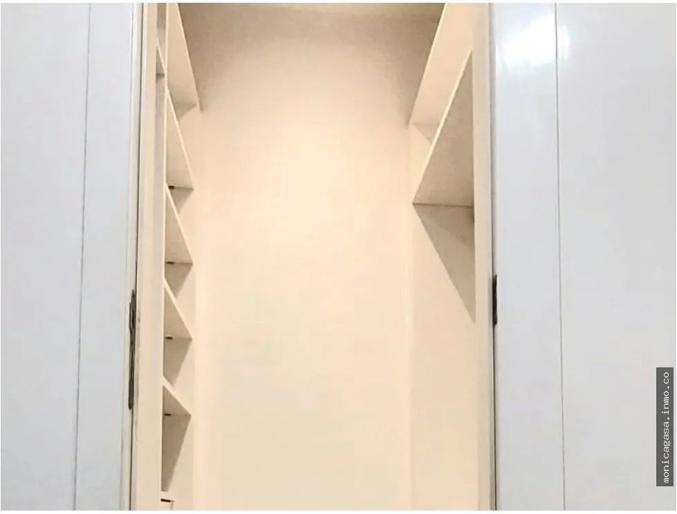 Alquiler de apartamento Amoblado en PH. Yoo by Starck, Avenida Balboa