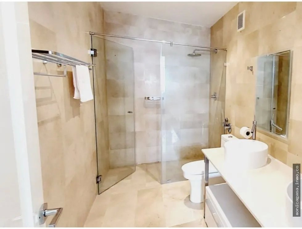 Alquiler de apartamento Amoblado en PH. Yoo by Starck, Avenida Balboa