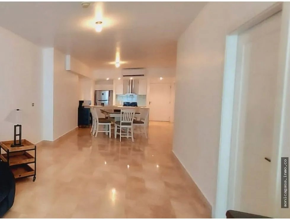 Alquiler de apartamento Amoblado en PH. Yoo by Starck, Avenida Balboa