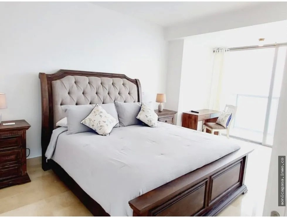 Alquiler de apartamento Amoblado en PH. Yoo by Starck, Avenida Balboa
