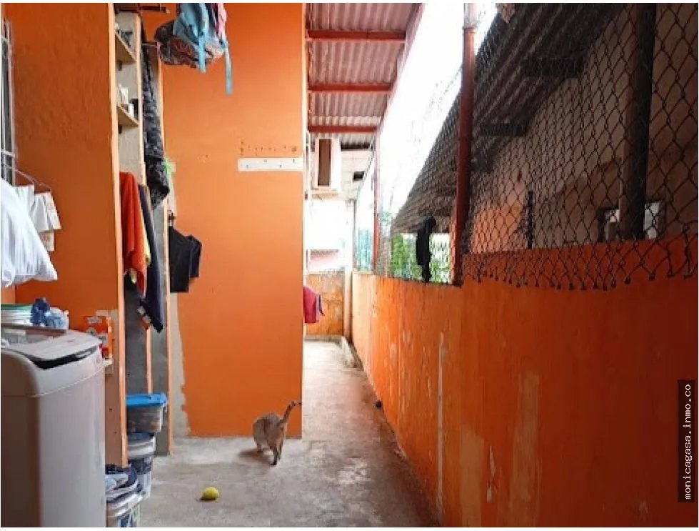 Venta de Casa en Residencial  La Castellana, San Miguelito