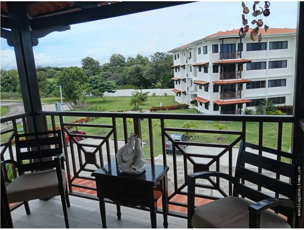 Venta de apartamento en PH. Brisas de Coronado Nivel 200, Coronado