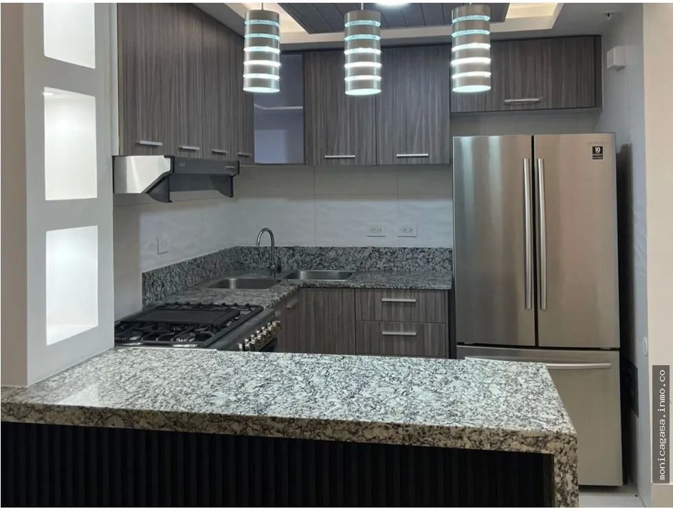 Alquiler apartamento Amoblado, PH. Greenwood Torre 100, El Bosque.