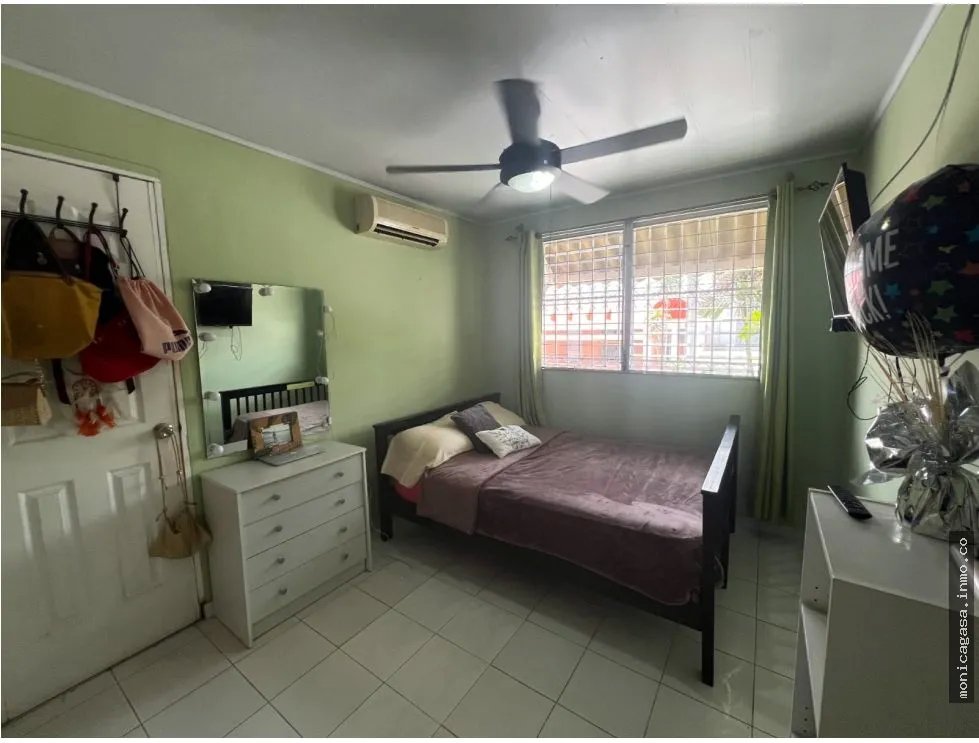 House for Sale in Residential Urbanization Las Lomas, Villa Lucre