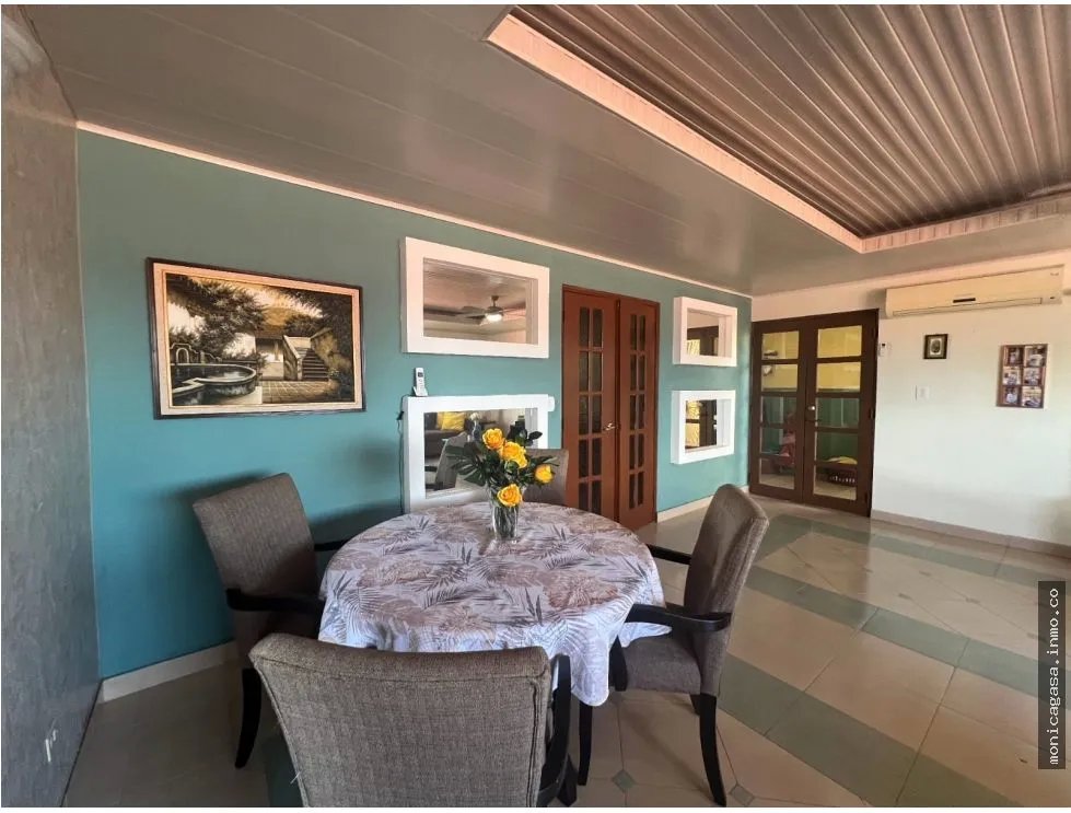 House for Sale in Residential Urbanization Las Lomas, Villa Lucre