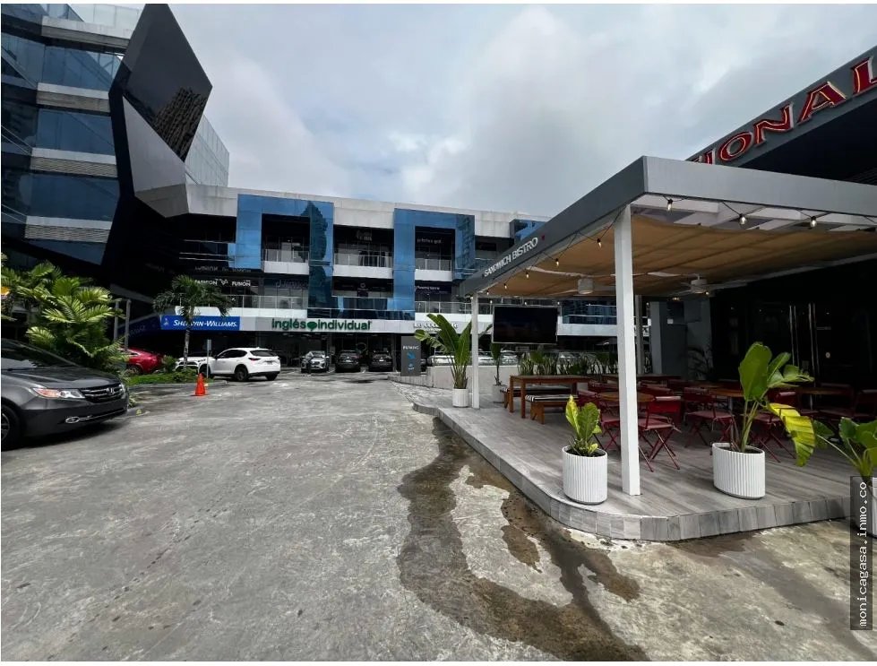 Commercial Space Rental, Plaza Sunset Strip, Unit 29, 164m2