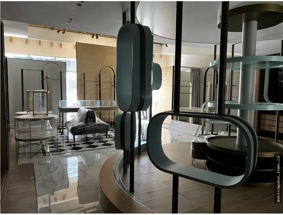 Commercial Space Rental, Plaza Sunset Strip, Unit 29, 164m2