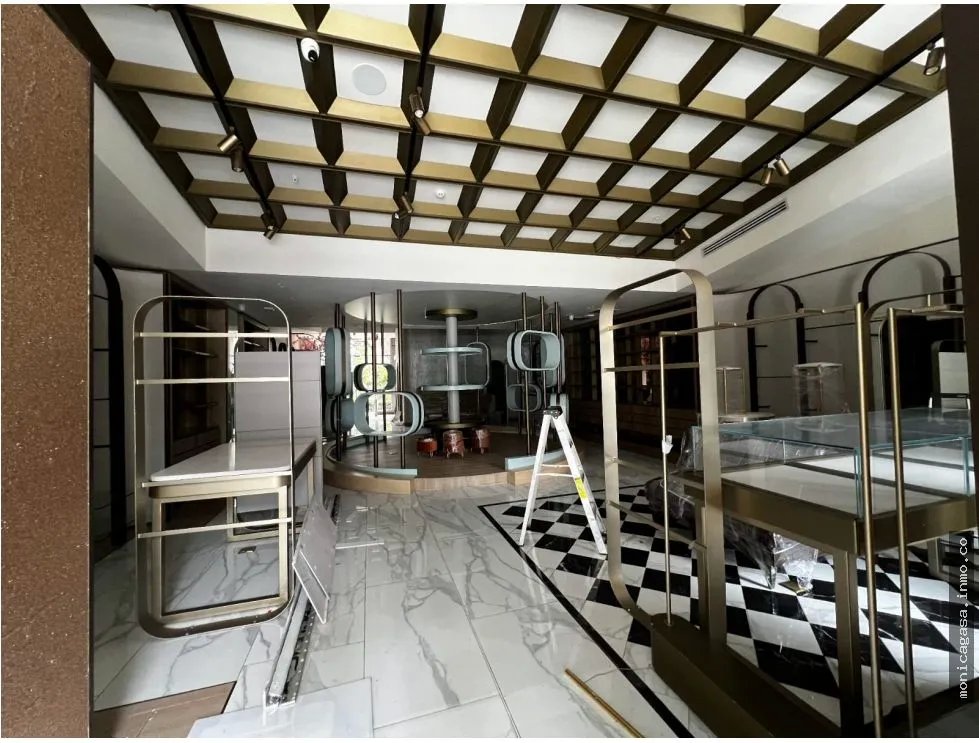Commercial Space Rental, Plaza Sunset Strip, Unit 29, 164m2