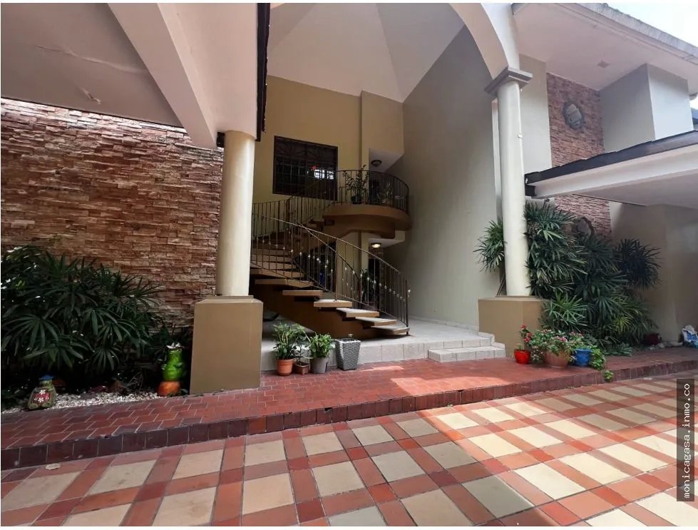 House for Sale in Betania, PH. Castellanos, Apartment B.