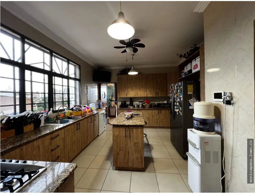 Venta de Casa en Betania, PH. Castellanos, Apartamento B.