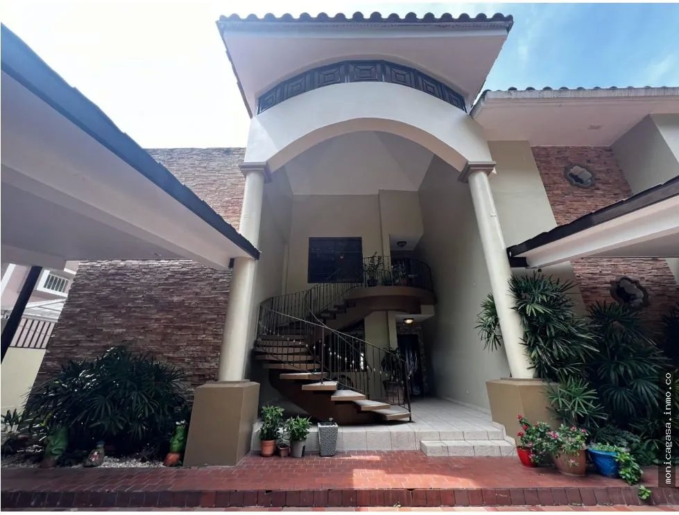 House for Sale in Betania, PH. Castellanos, Apartment A