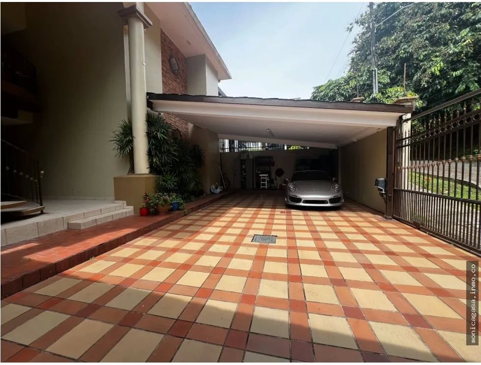 Venta de casa en Betania, PH. Castellanos, Apartamento A